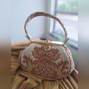 Rare Nettie Rosenstein